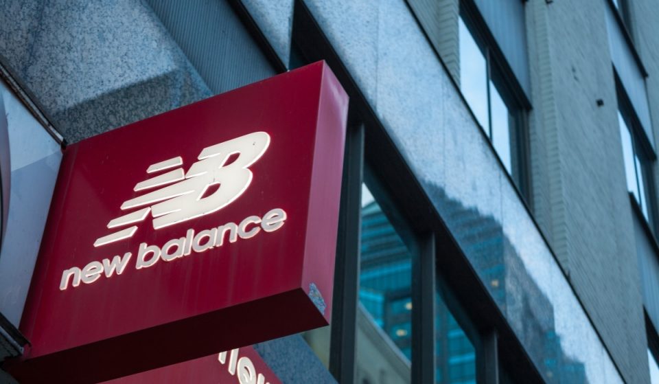 New Balance cierra sus tiendas en Bilbao y pone descuentos del 70%