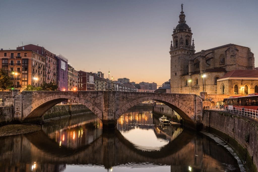 The Telegraph sitúa a Bilbao entre las 10 ciudades del mundo para una escapada urbana