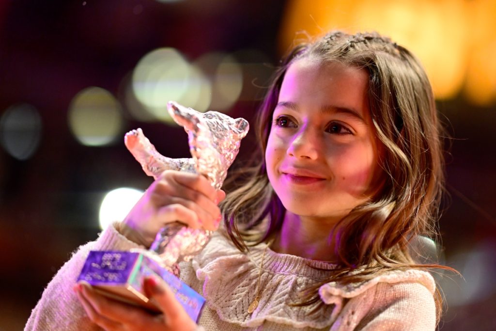 Una niña de Bizkaia se ha convertido en la actriz más joven en ganar el Oso de Plata